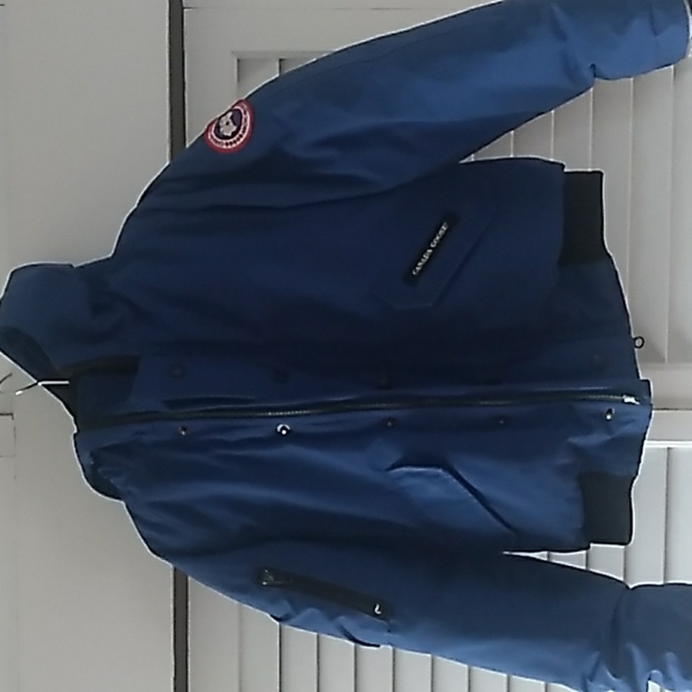Boys Canada Goose size 7-8